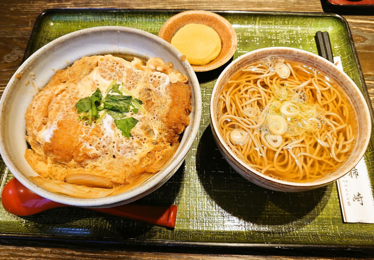 カネシメ柿崎
