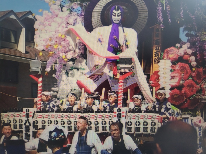 山車運行（八幡宮例大祭)