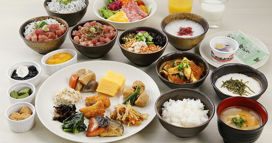 画像：駅周辺にはグルメが充実