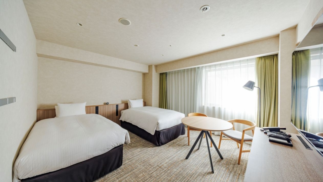 画像：ユニバーサルツインルーム（バリアフリー対応）