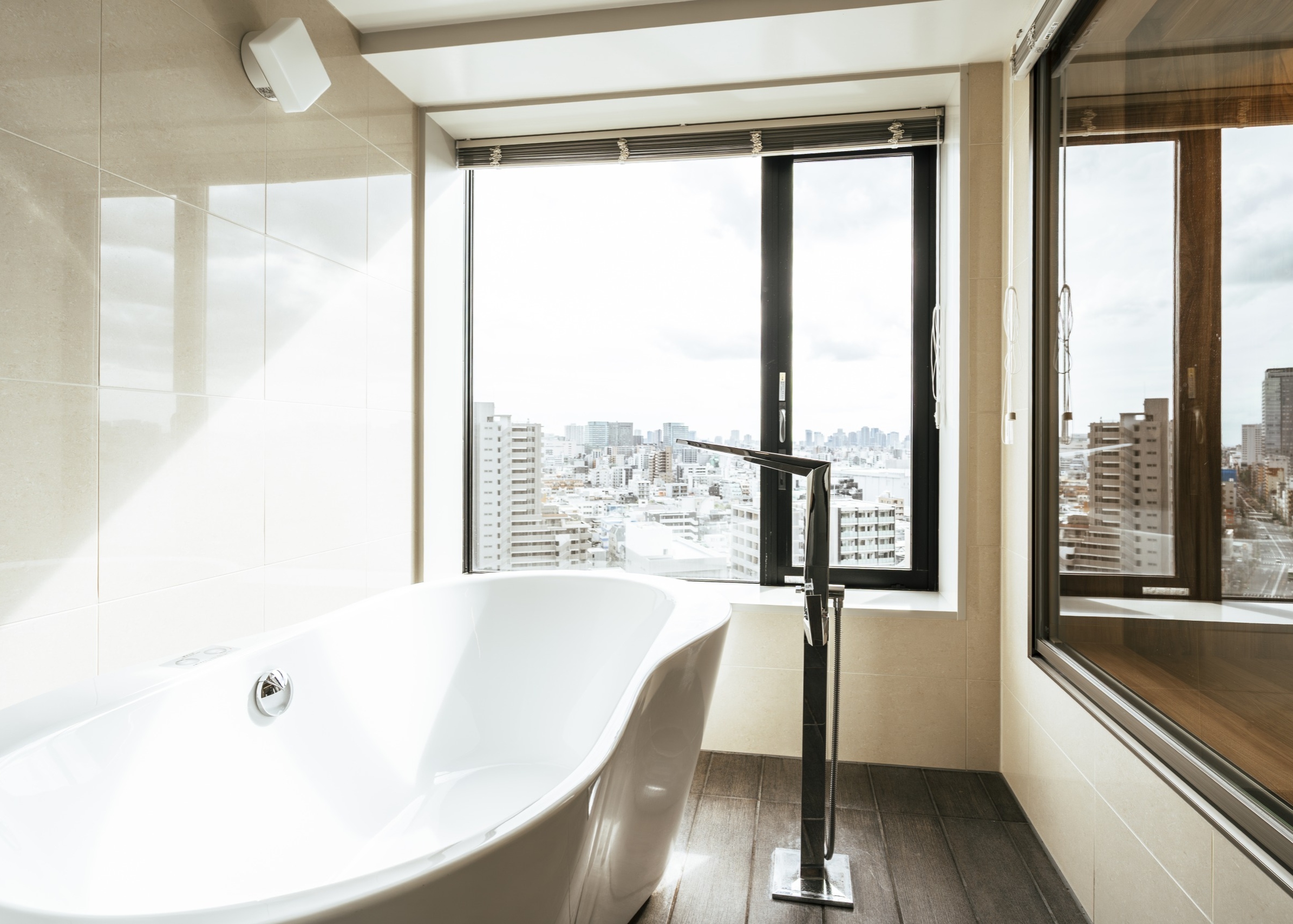 画像:ザ・プレミアムブックルーム