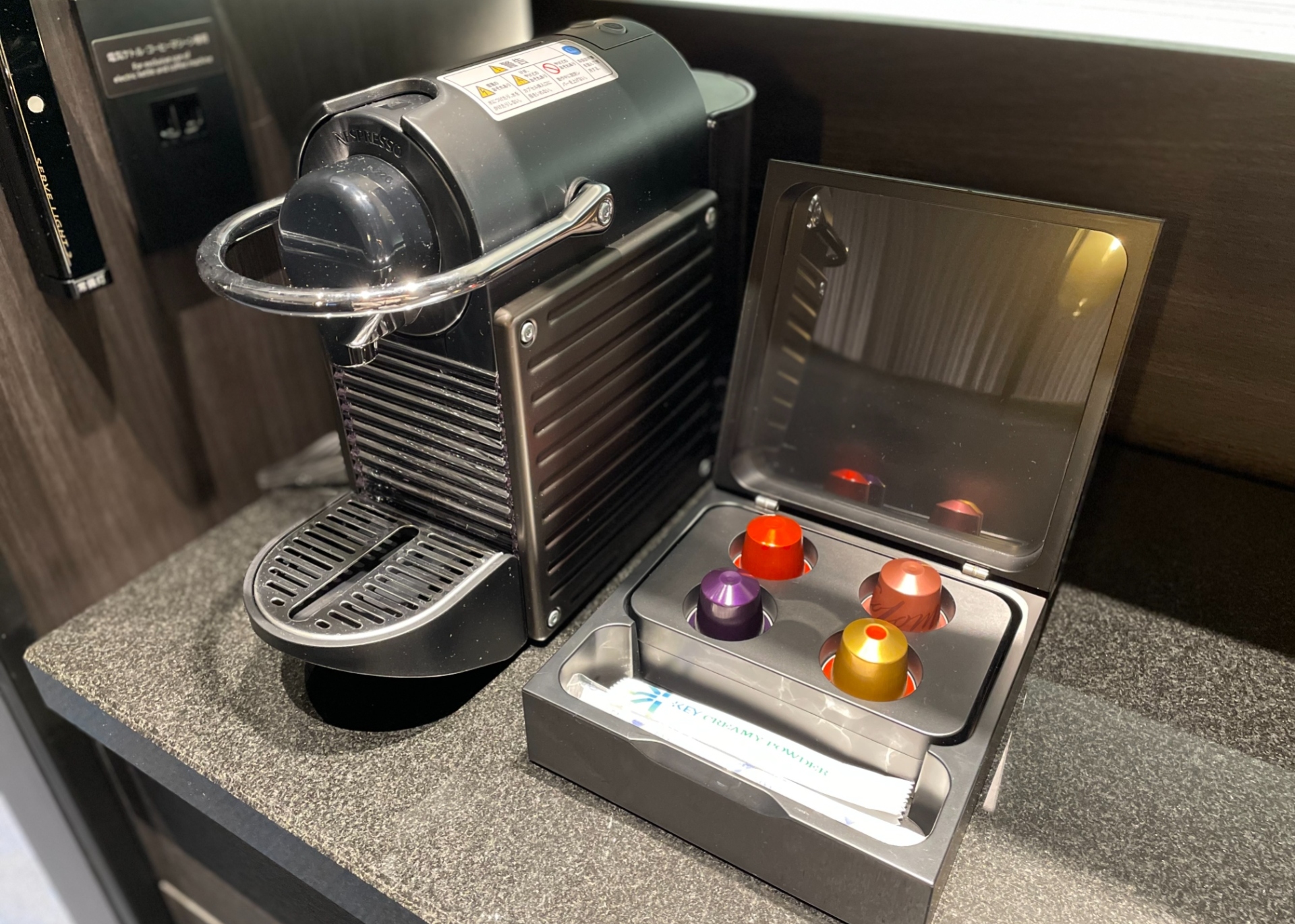 Nespressoコーヒーマシン