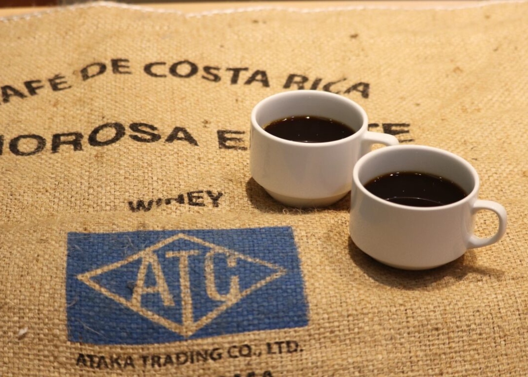 【コーヒー】自家焙煎コーヒーをご用意しております。