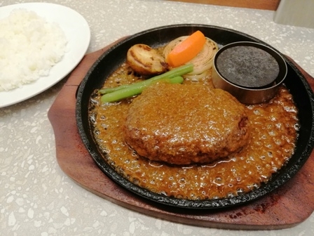 札幌牛亭のハンバーグ スタッフブログ リッチモンドホテル 札幌大通 公式サイト 札幌牛亭のハンバーグ スタッフブログ リッチモンドホテル 札幌大通 公式サイト