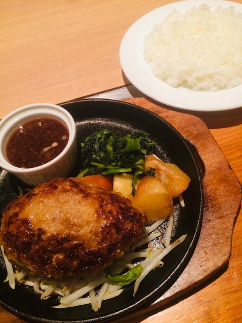 ハンバーグ ぎゅう丸 スタッフブログ リッチモンドホテル 天神西通 公式サイト