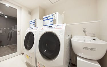 Laundromat (Floor Number 5)