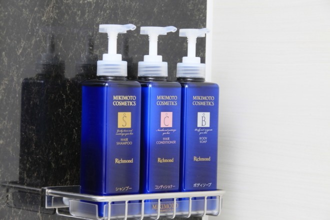 Shampoo, Hair conditioner, Body soap